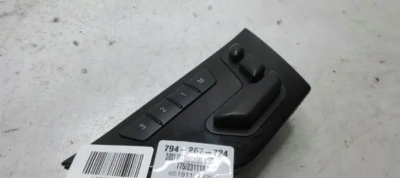 Mercedes-Benz E W212 Seat control switch A2129059700