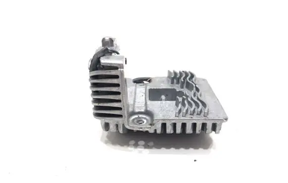 Skoda Octavia Mk4 Voltage converter/converter module 