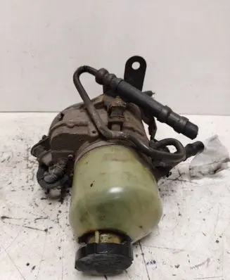 Opel Zafira B Power steering pump 1040085003 7608009800