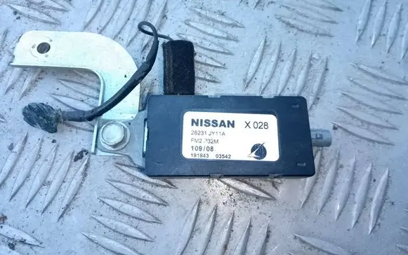 Renault Koleos I Aerial antenna amplifier 28231JY11A