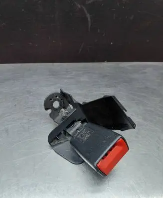 Audi A6 S6 C6 4F Rear seatbelt buckle 4F0857740D