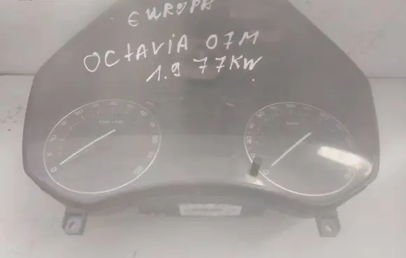 Skoda Octavia Mk2 (1Z) Speedometer (instrument cluster) 1Z0920842D V1612036 SKZ7Z084745781