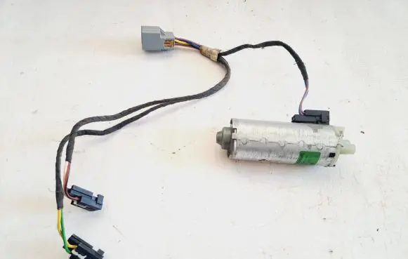 Volvo S80 Seat adjustment motor 0130002491 198391101 21079F