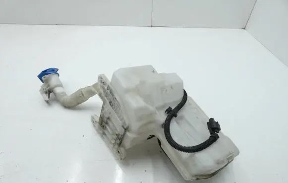 Seat Leon (5F) Windshield washer fluid reservoir/tank 5Q0955449Q