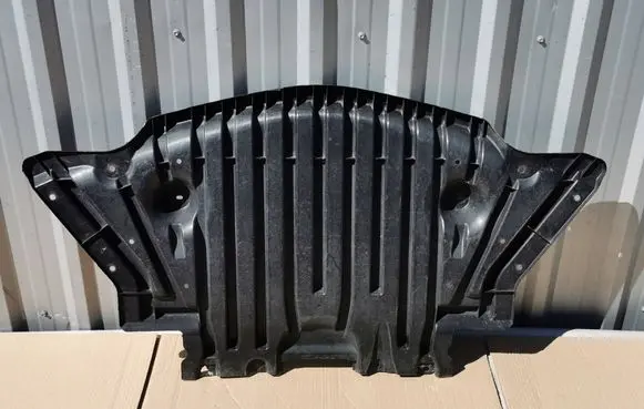 Mercedes-Benz R W251 Front bumper skid plate/under tray A2515240830