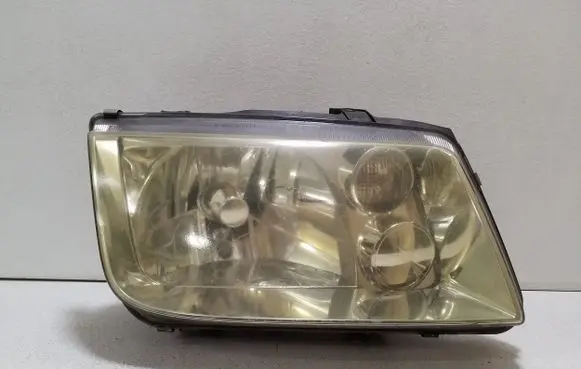Volkswagen Bora Headlight/headlamp 