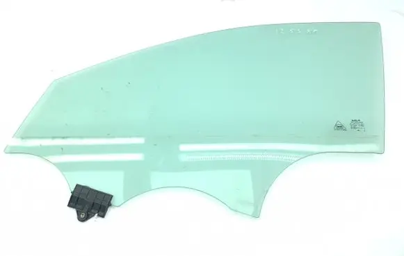 KIA Niro Front door window glass four-door