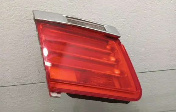 BMW 7 F01 F02 F03 F04 Tailgate rear/tail lights 7182205