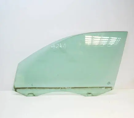 Volkswagen Tiguan Front door window glass four-door 5N0845201