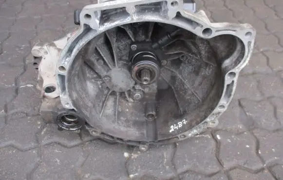 Ford C-MAX I Manual 5 speed gearbox 3M5R7002NE SHDA