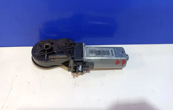 Volvo S60 Seat adjustment motor 8621413 300801297