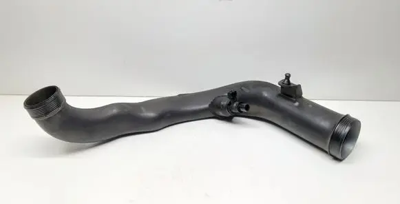 Volvo V70 Intercooler hose/pipe 31274767
