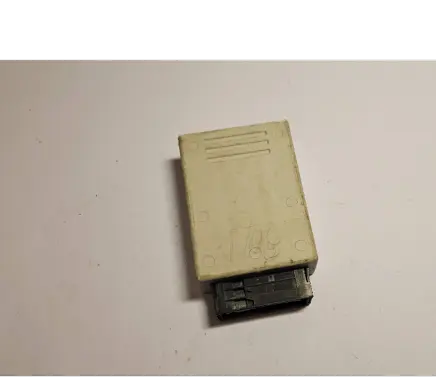 BMW 7 E65 E66 Tire pressure control unit 6769053 400058890 0531201003