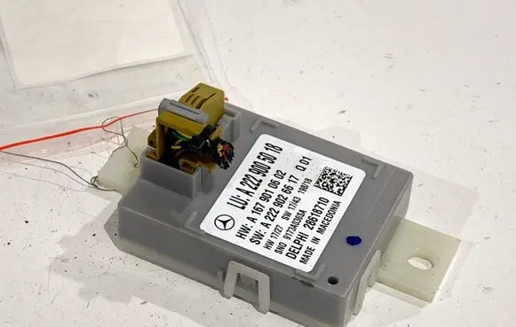 Mercedes-Benz CLS C257 Xenon control unit/module A1679010602