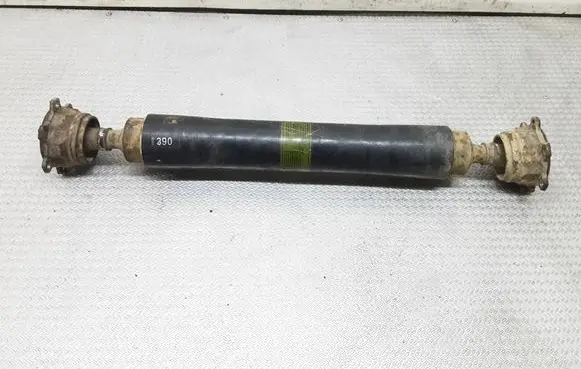 Mitsubishi Pajero Rear driveshaft/prop shaft MR498390