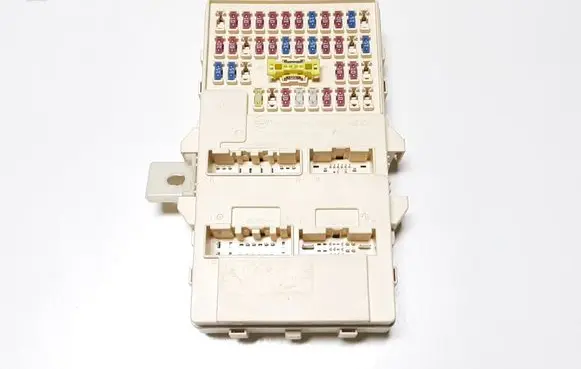 SsangYong Tivoli Fuse module 