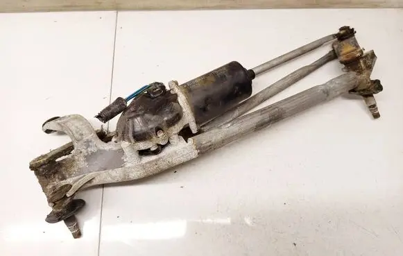 Nissan Primera Front wiper linkage and motor 