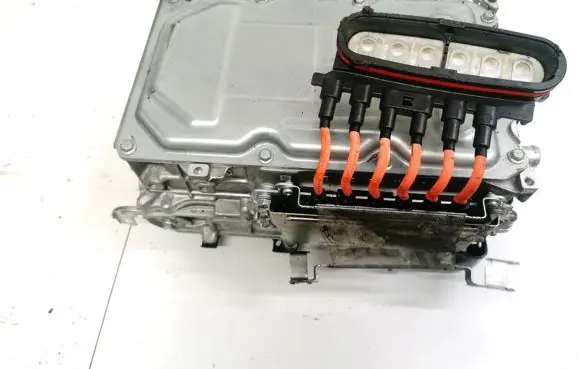 Toyota C-HR I Voltage converter inverter G920047242 G9200-47242