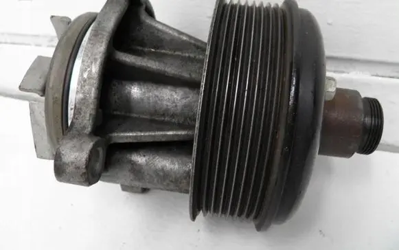 Land Rover Range Rover Sport L461 Water pump 