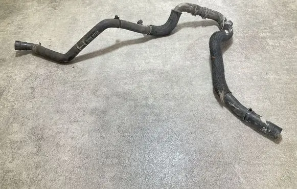 Ford E-Transit Hybrid/electric vehicle battery cooling hoses/tubes NK4110C705BAD