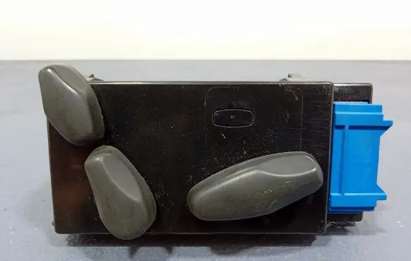 Renault Vel Satis Seat heating switch 9296910