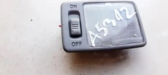 Toyota Prius (XW20) Rear seat light