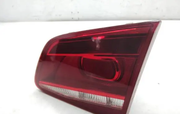 Volkswagen PASSAT B7 Tailgate rear/tail lights 3AE945094K 90004886