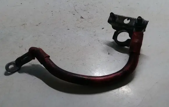 Renault Latitude (L70) Positive cable (battery)