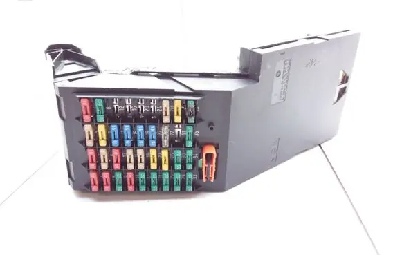 Peugeot 605 Fuse module