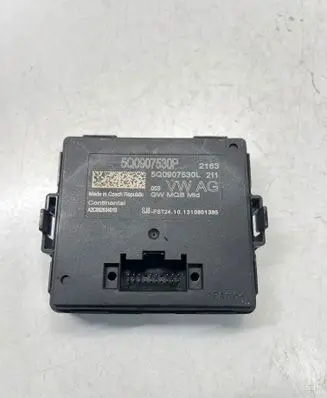 Volkswagen Golf VII Other control units/modules 5Q0907530P A2C86263401B 5Q0907530L