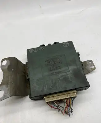 Lexus IS 220D-250-350 Power management control unit 8967053030 1012380101