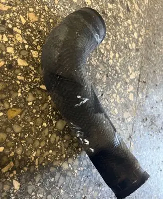 Mitsubishi Grandis Intercooler hose/pipe