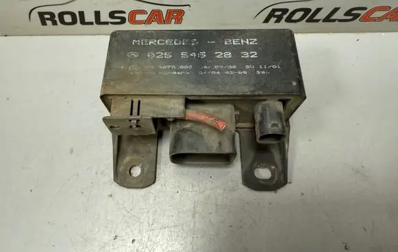 Mercedes-Benz Sprinter W901 W902 W903 W904 Glow plug pre-heat relay 0255452832