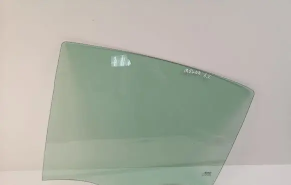 Renault Laguna II Rear door window glass