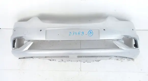 Opel Zafira C Front bumper 39079783