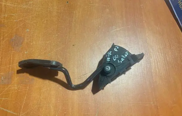 Ford Galaxy Accelerator throttle pedal 7M2721603A 6PV00777005 98VW9F836CB