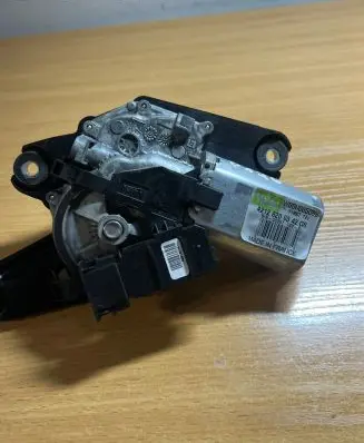 Mercedes-Benz E W212 Wiper motor A2128200342 D126