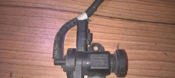 Citroen Xsara Picasso Turbo solenoid valve 9635704380 0928400414