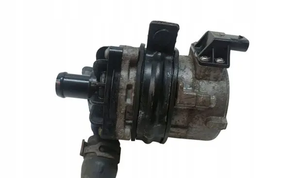 Audi RS7 C7 Water pump 8K0965567B