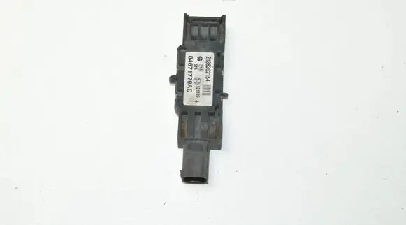 Volkswagen Golf VII Airbag deployment crash/impact sensor 04671779AC