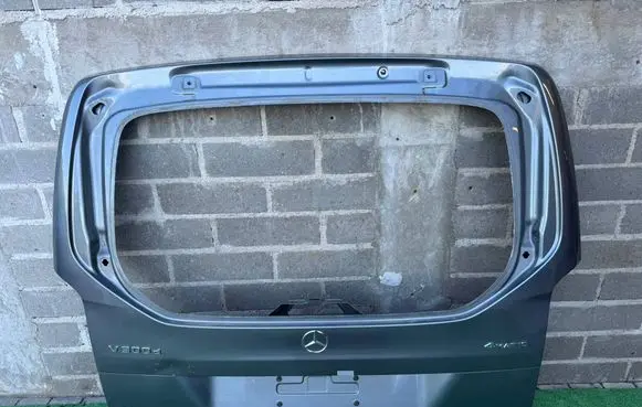 Mercedes-Benz V Class W447 Tailgate/trunk/boot lid