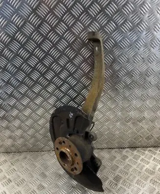 Mercedes-Benz ML W164 Front wheel hub spindle knuckle