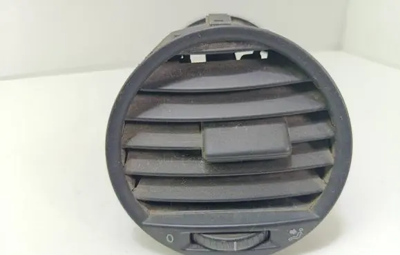 Volkswagen Caddy Dashboard side air vent grill/cover trim 2K0819703B