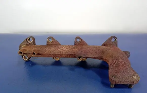 Toyota Corolla Verso E121 Exhaust manifold
