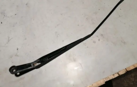 Opel Agila B Front wiper blade arm