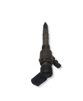 Volkswagen Caddy Fuel injector 03L130277B