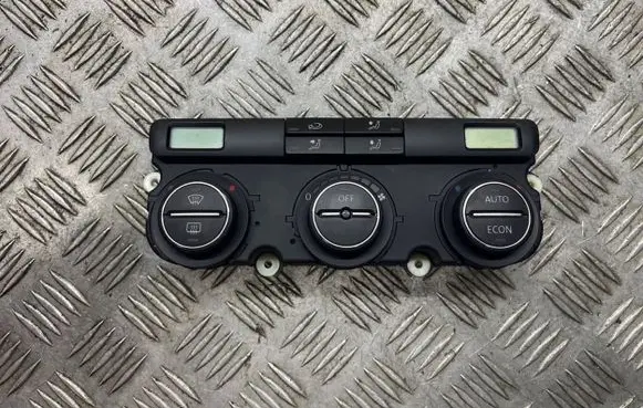 Volkswagen Touran I Climate control unit 