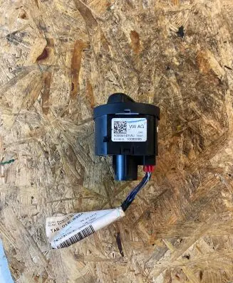 Seat Ibiza IV (6J,6P) Light switch 5G0941431AJ 10095095
