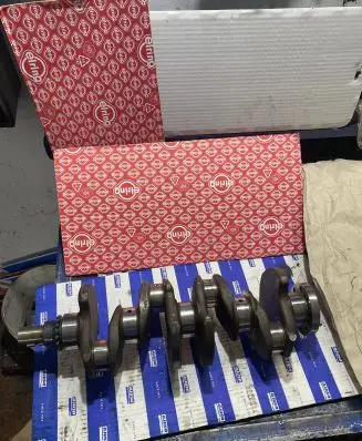 Volvo V50 Crankshaft 30725118