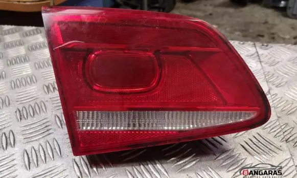 Volkswagen PASSAT B7 Tailgate rear/tail lights 90004532